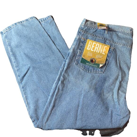 NWT Berne Relaxed Fit Straight Leg Jeans Workwear Men’s 46x32 Light Wash - Picture 6 of 8